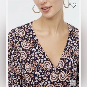 NWT J.Crew Women's V-Neck Button-Front Shirt Paisley Antique Navy Sweet Briar S